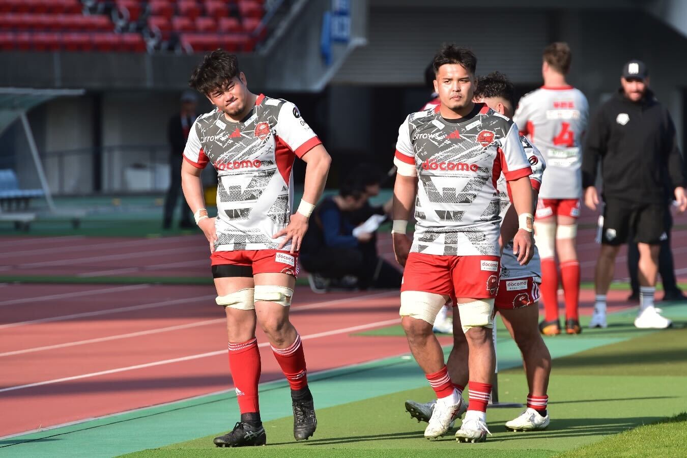 【リーグワン2024-25第9節】試合後挨拶 (2).jpg