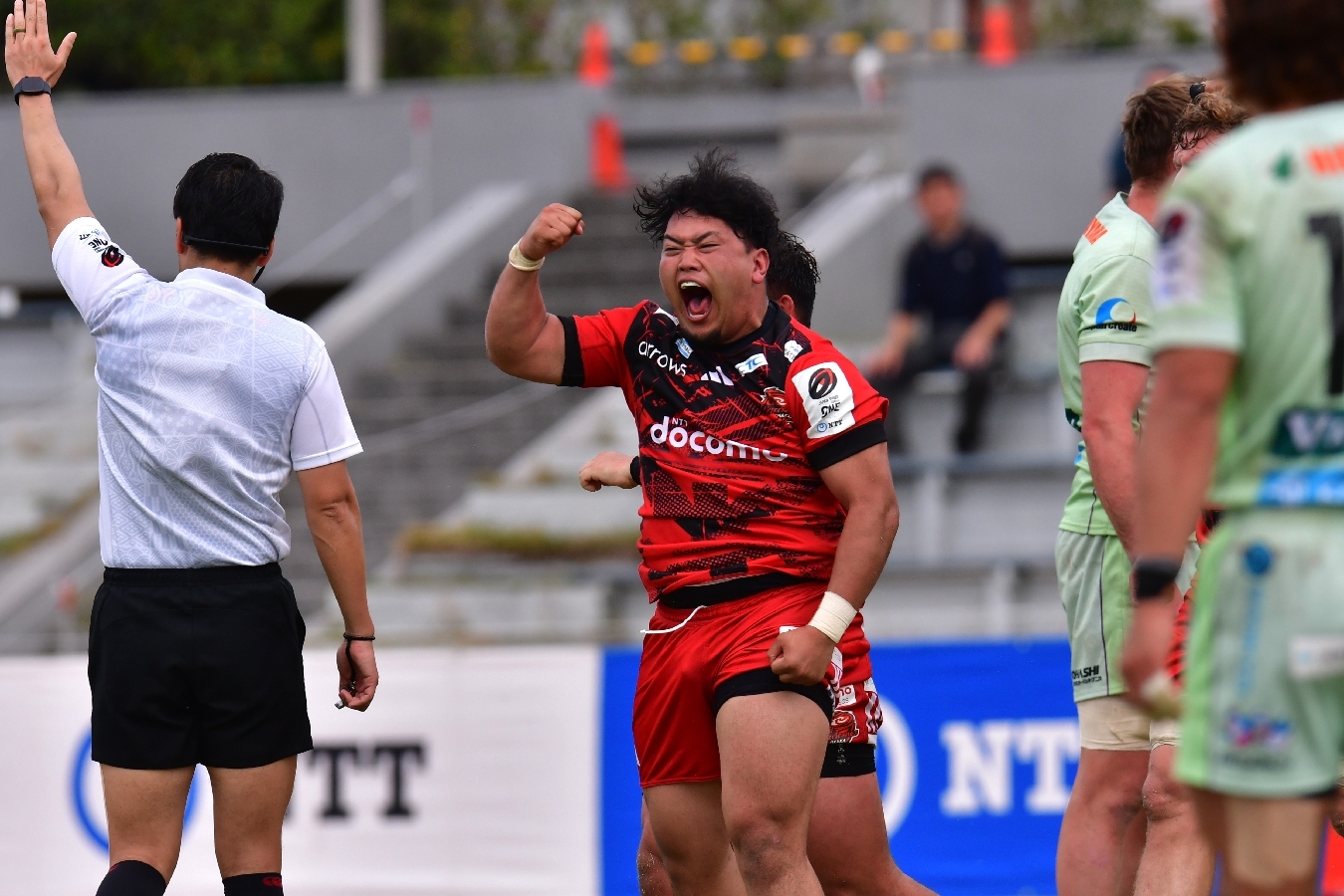 【リーグワン第12節】髙井選手 (2).jpg