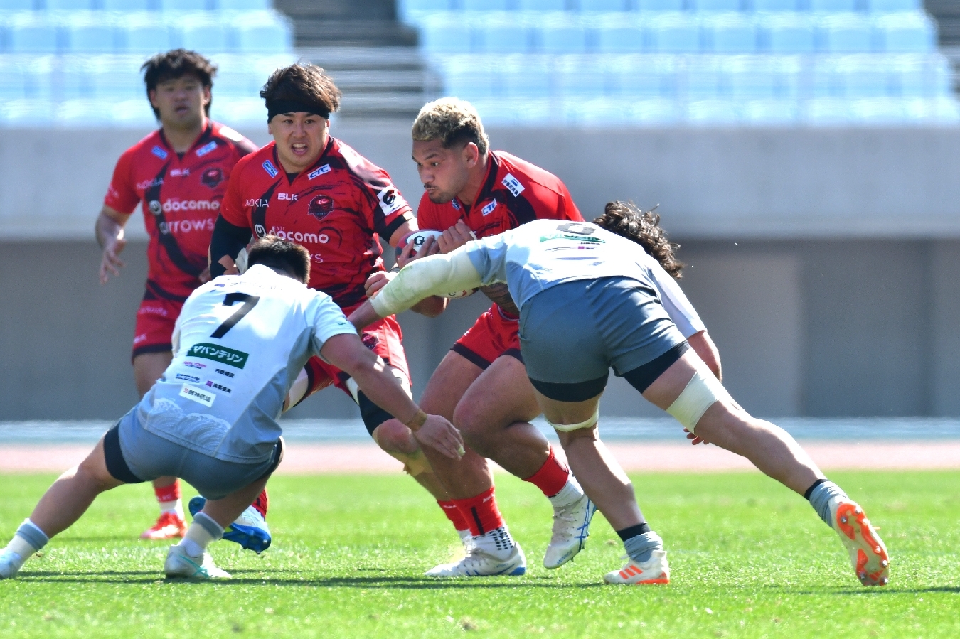 【リーグワン2025-26 第6節 釜石SW戦】タエフ選手 (2).jpg